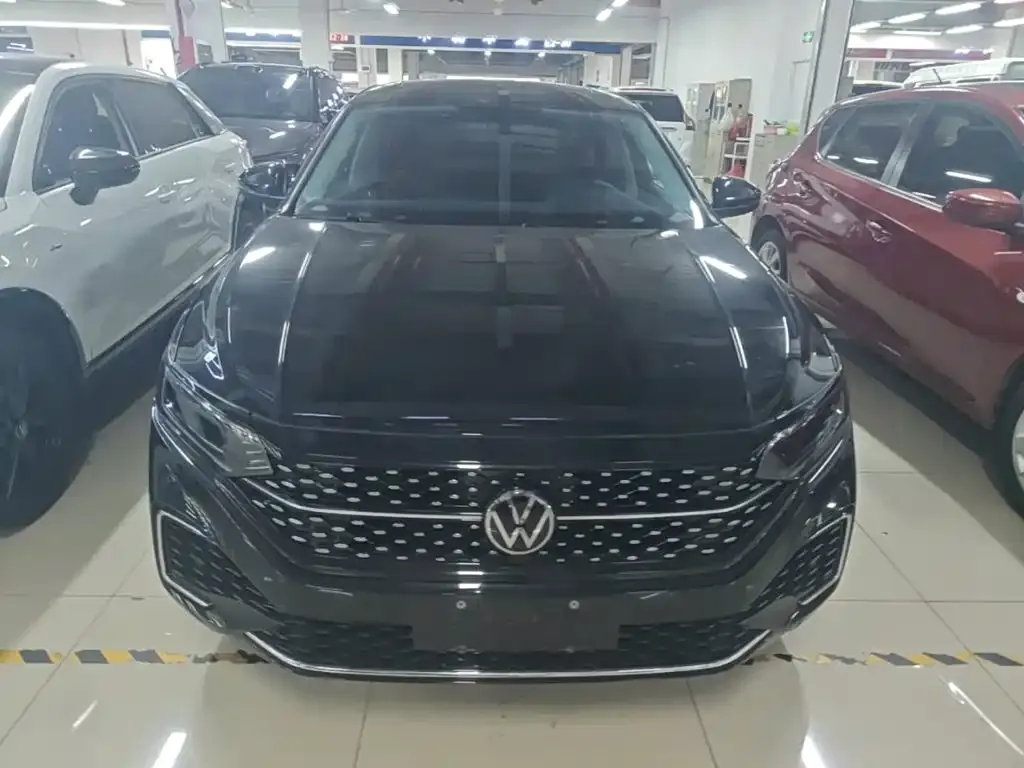Volkswagen Passat — фото 9