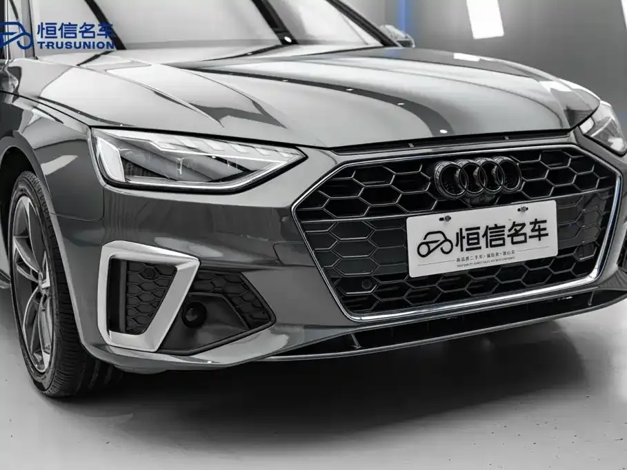 Audi A4L — фото 10