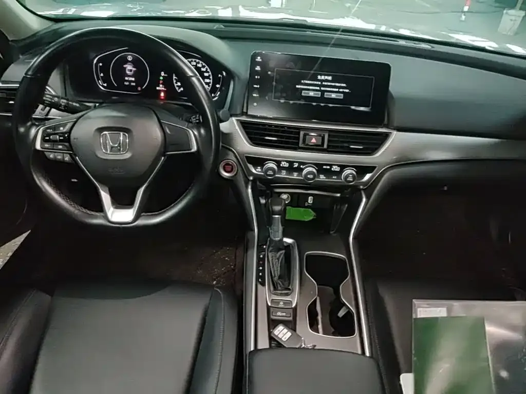 Honda Accord — фото 4