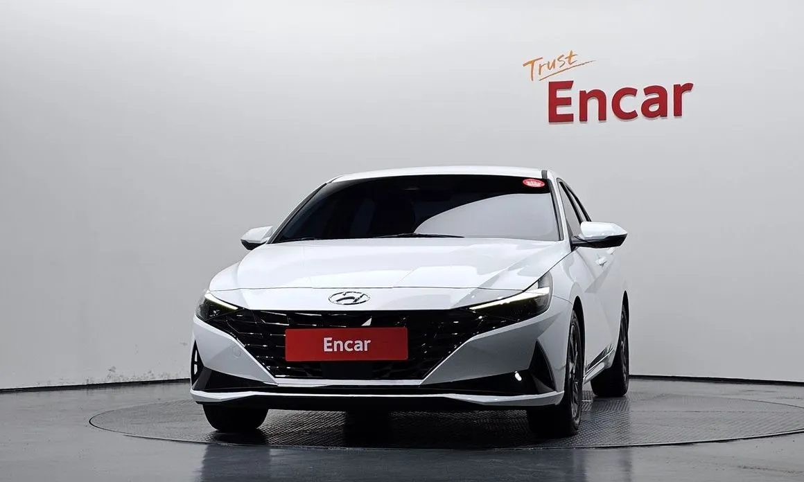 Hyundai AVANTE — фото 3