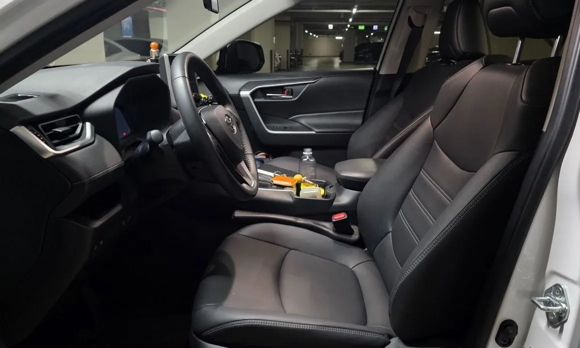 Toyota RAV4 2024 из KR, фото 4