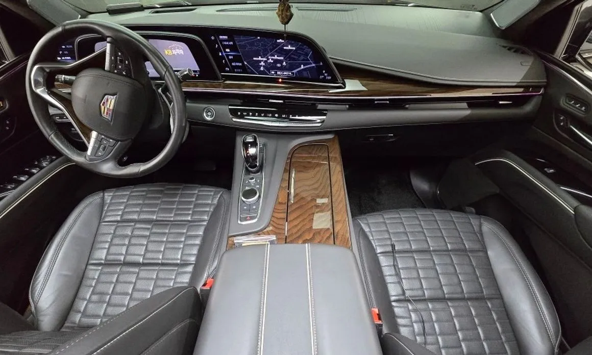 Cadillac Escalade 2023 из KR, фото 3