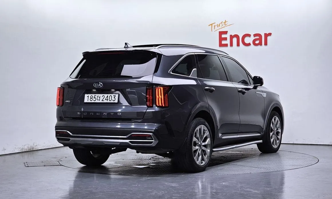 Kia Sorento — фото 9