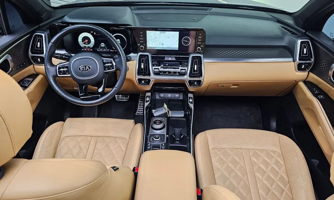 Kia Sorento — фото 7