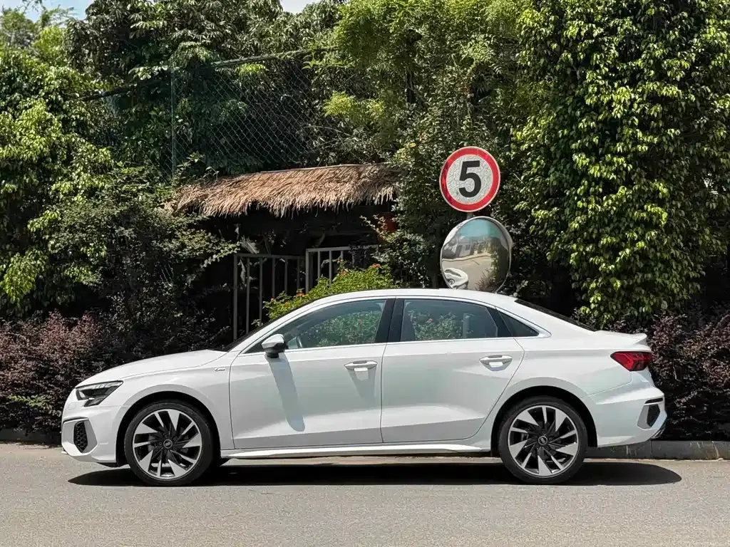 Audi A3 — фото 9