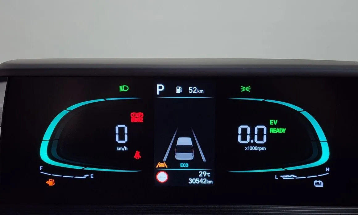Hyundai Staria 2025 из KR, фото 5