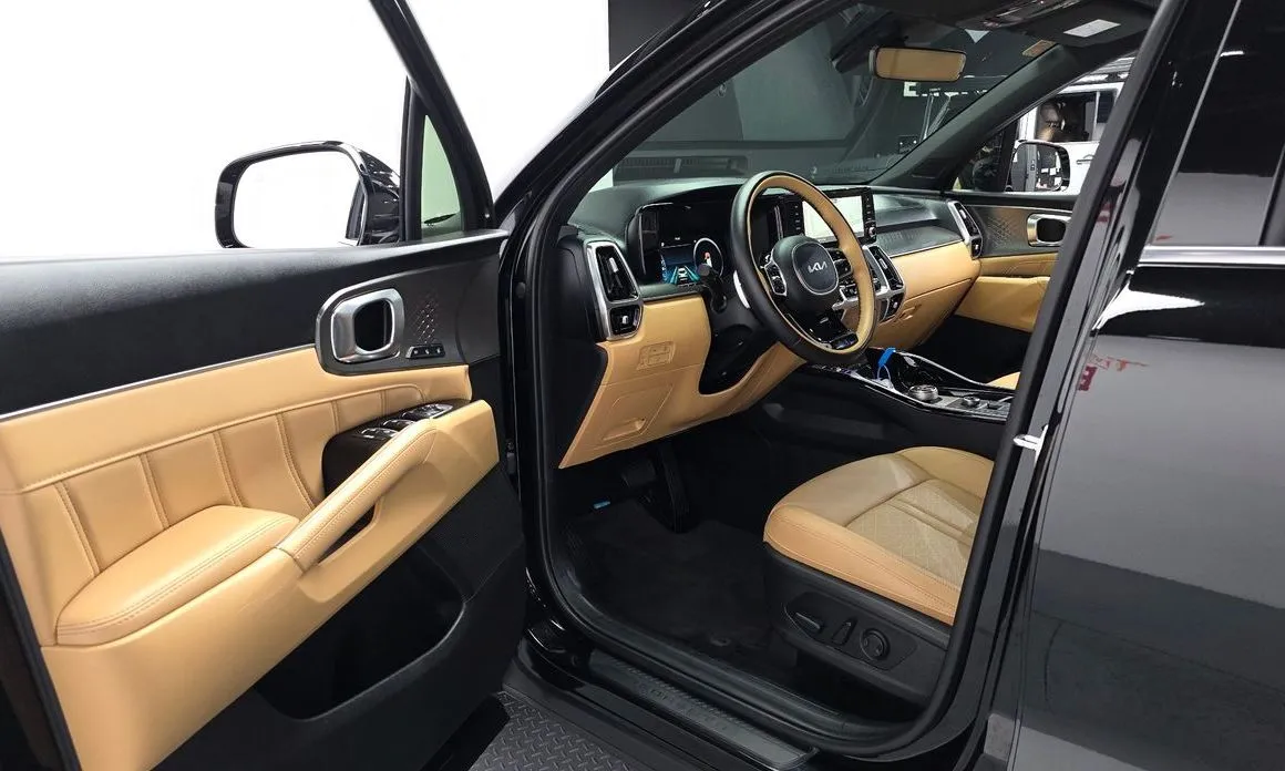 Kia Sorento — фото 7