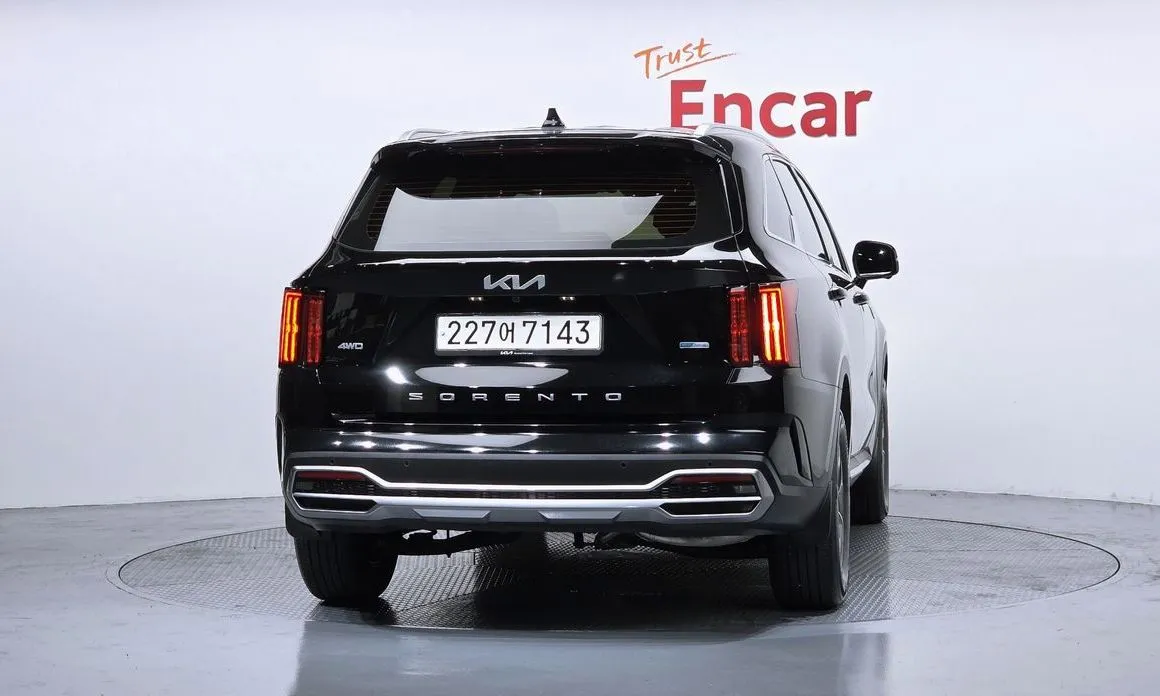 Kia Sorento — фото 4
