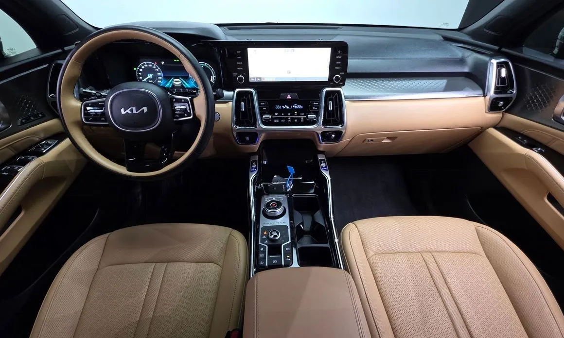 Kia Sorento — фото 8