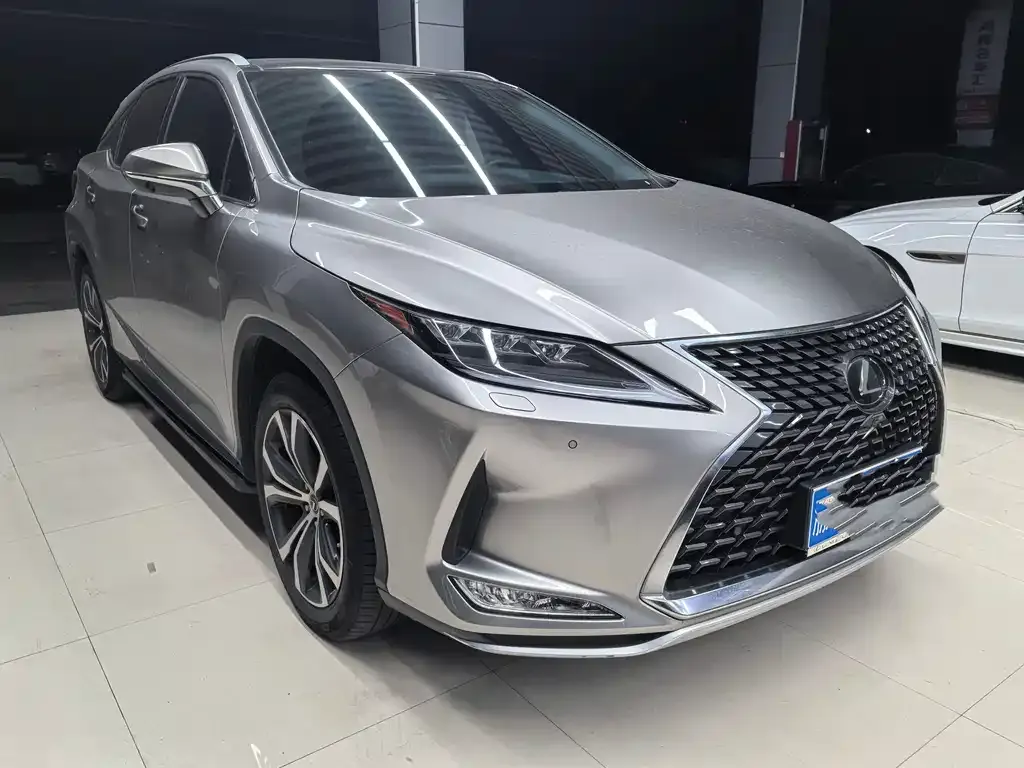 Lexus RX — фото 6
