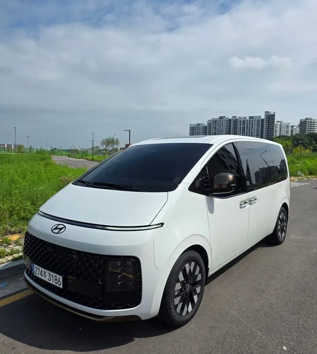 Hyundai Staria — фото 3