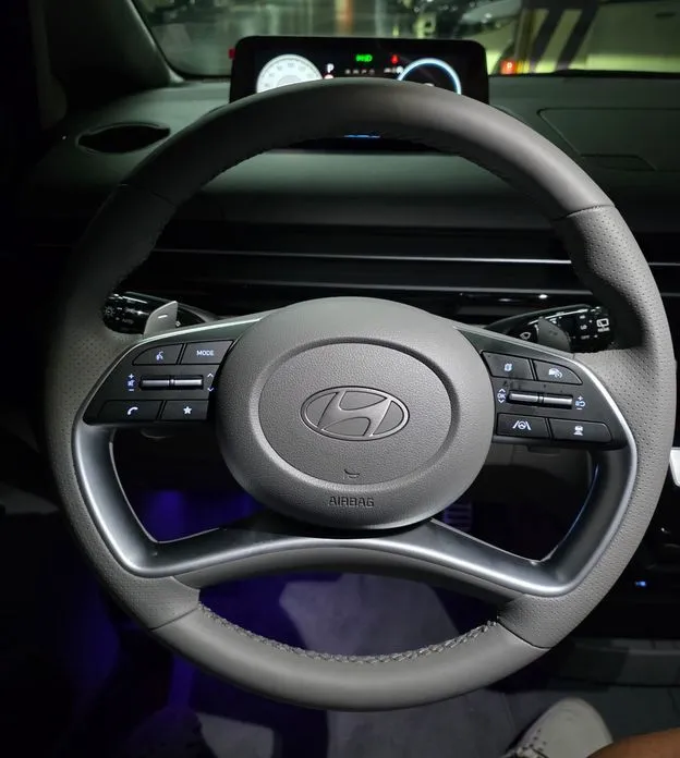 Hyundai Staria — фото 2