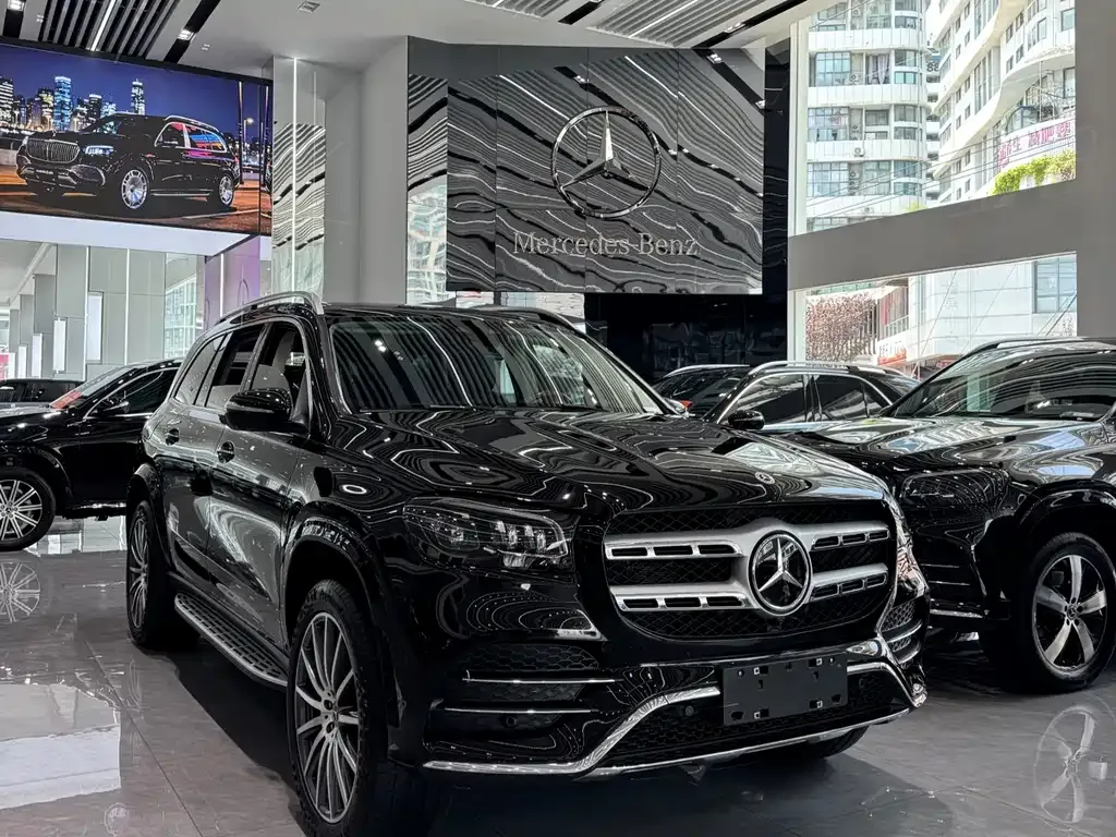 Mercedes-Benz GLS — фото 9