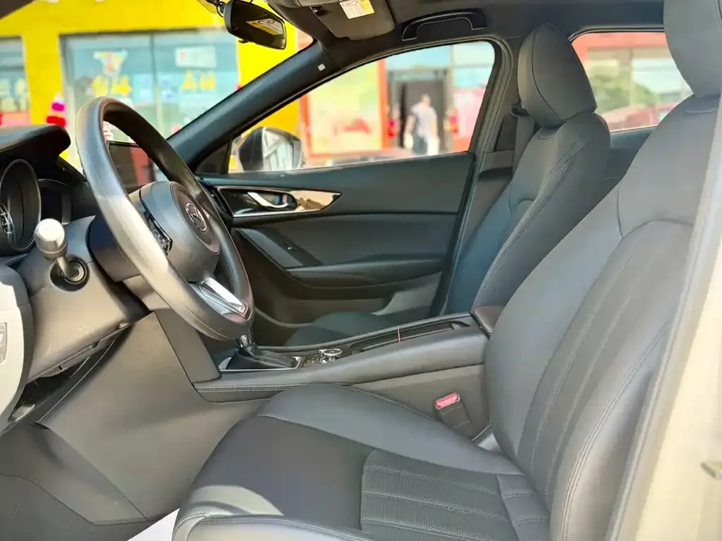 Mazda CX-4 — фото 2