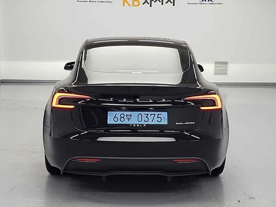 Tesla Model 3 — фото 3