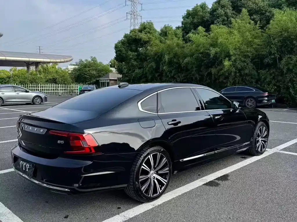 Volvo S90 — фото 7