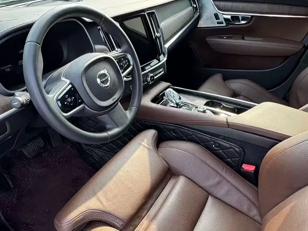 Volvo S90 — фото 6