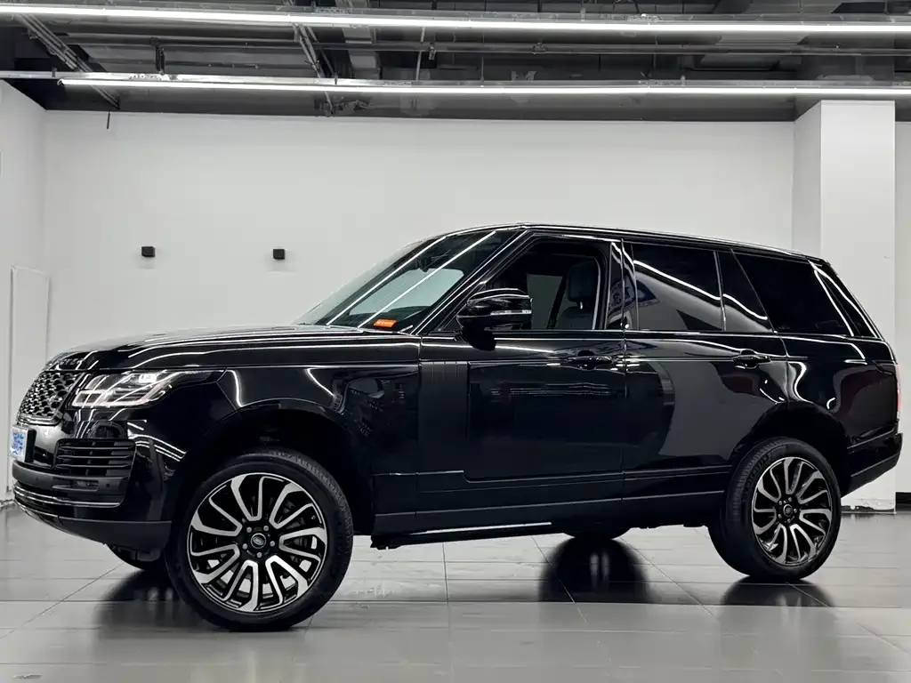 Land Rover Range Rover — фото 1