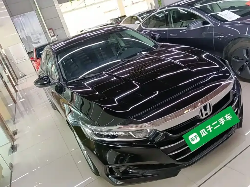 Honda Accord — фото 6