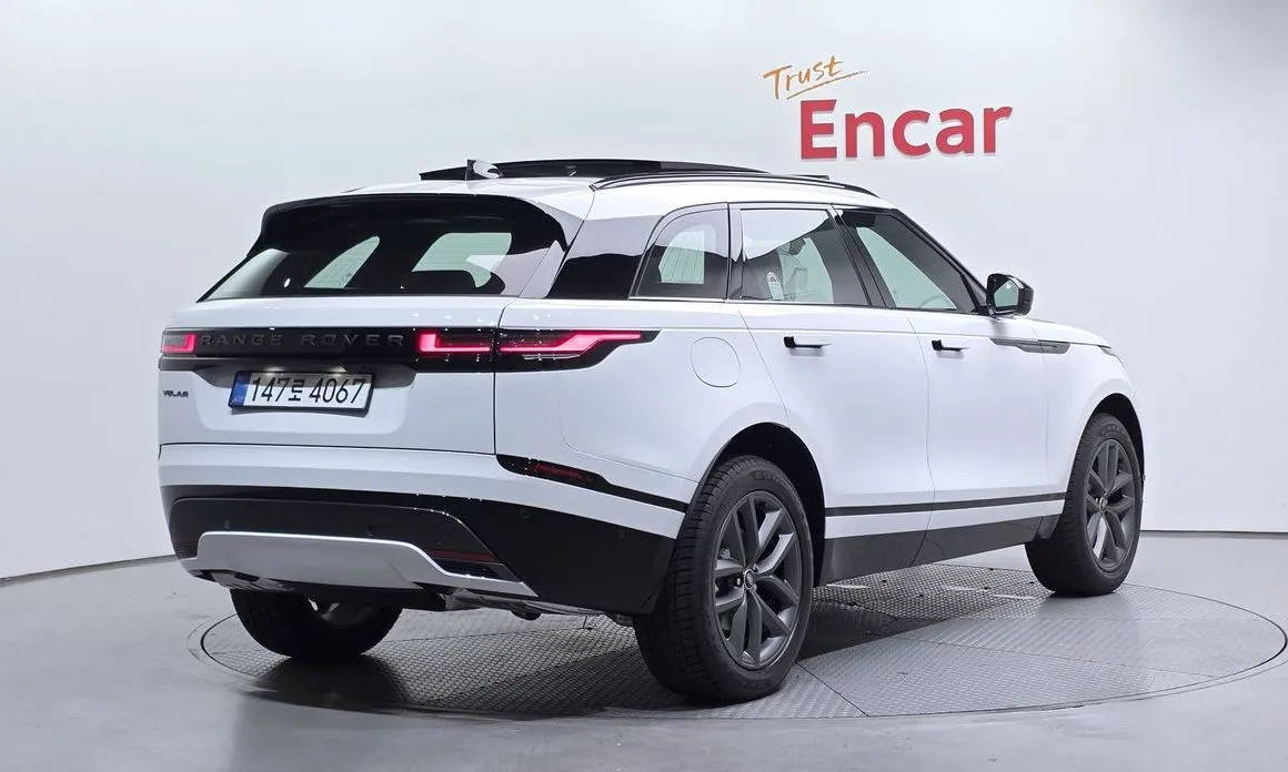 Land Rover Range Rover Velar 2026 из KR, фото 2