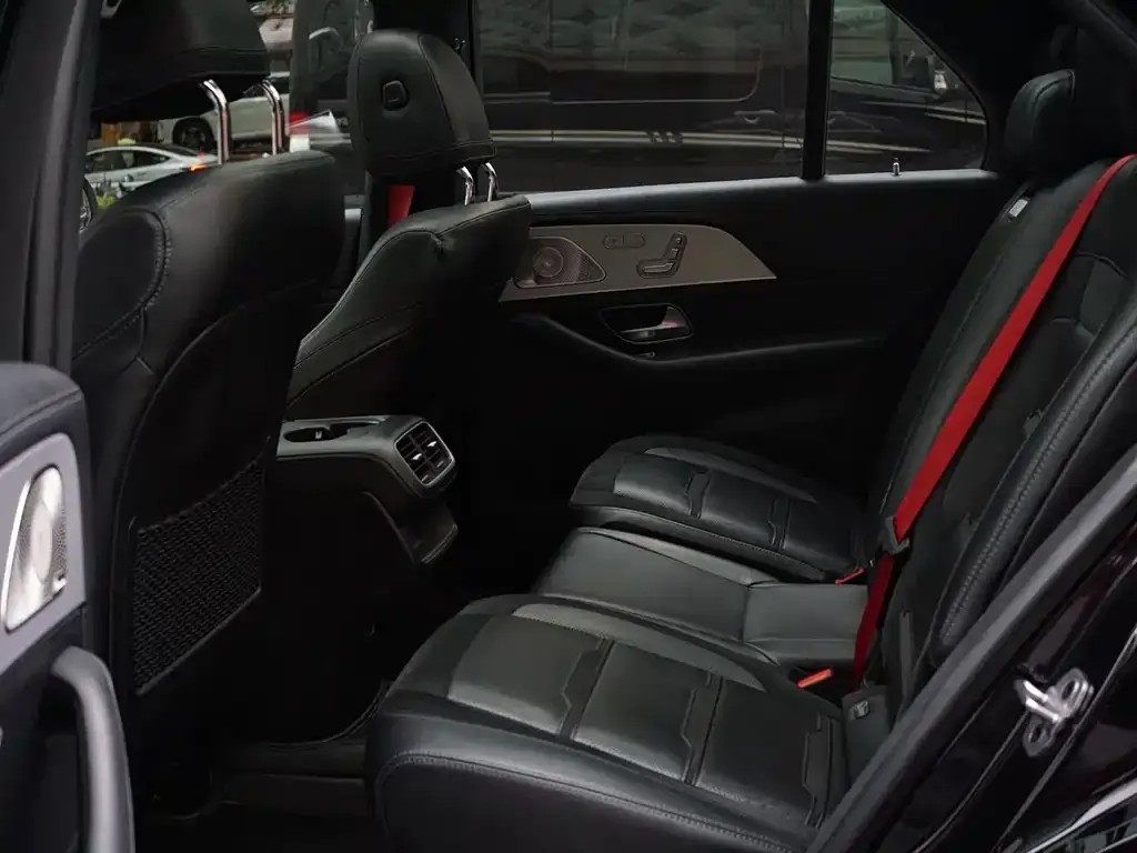 Mercedes-Benz GLE AMG — фото 7