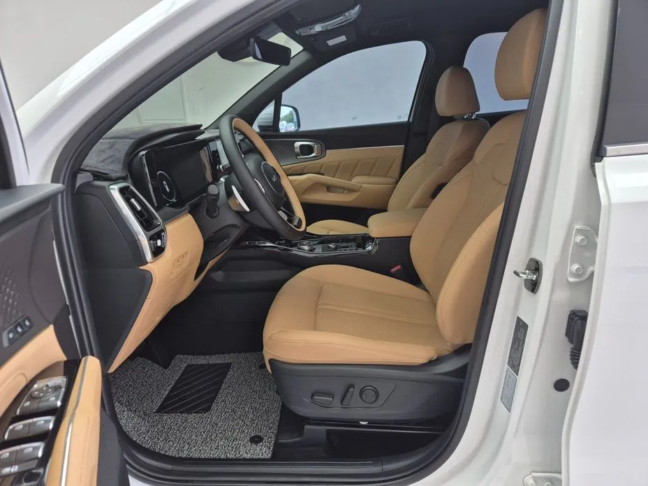 Kia Sorento — фото 4