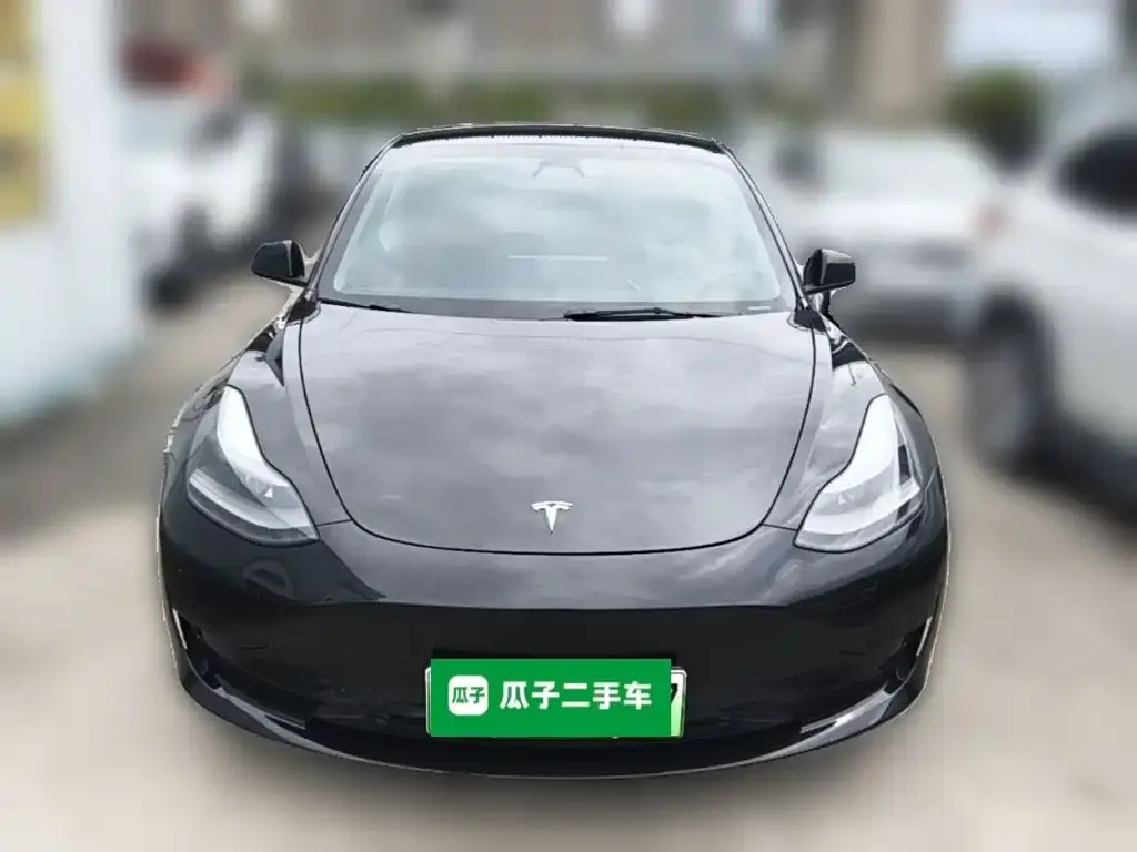 Tesla Model 3 — фото 6