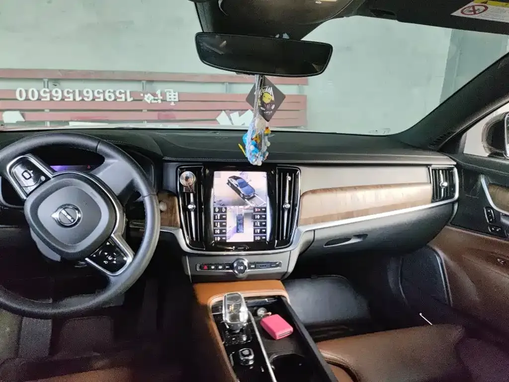Volvo S90 — фото 4