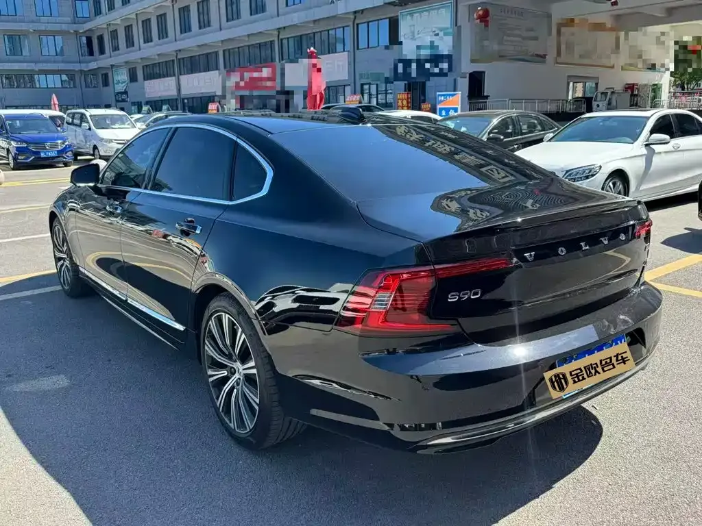 Volvo S90 — фото 8
