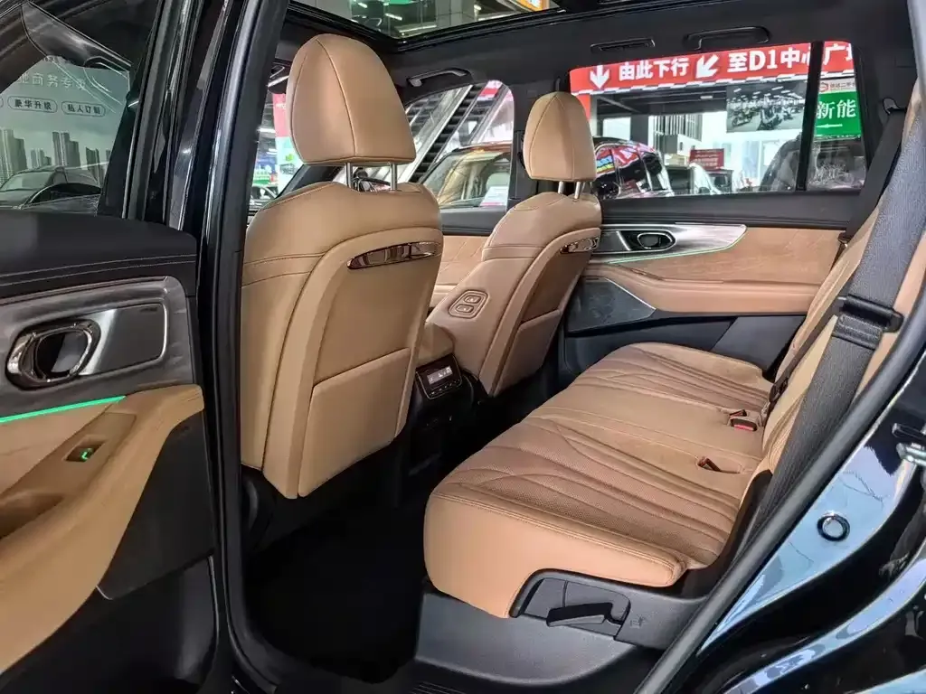 GAC Motor Trumpchi ES9 — фото 3