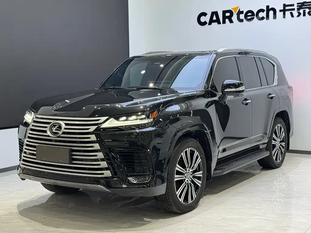 Lexus LX — фото 1
