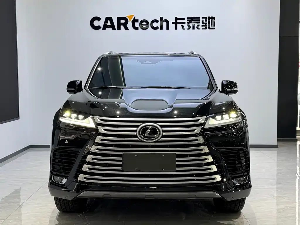 Lexus LX — фото 4