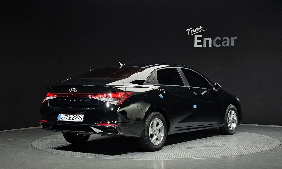Hyundai AVANTE 2023 из KR, фото 3