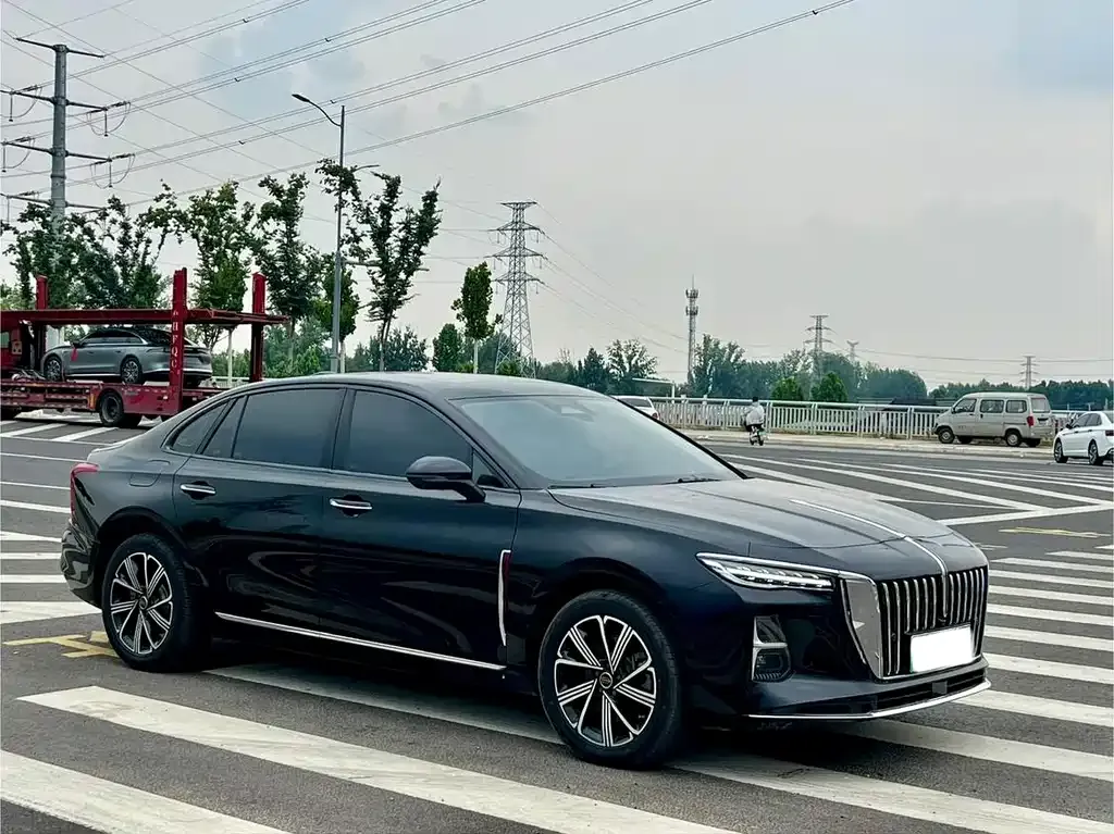Hongqi H5 PHEV — фото 4