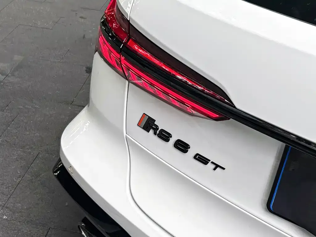 Audi RS 6 — фото 2