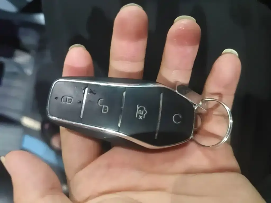 BYD Seal — фото 4
