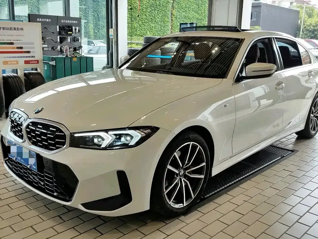 BMW 3 Series — фото 1