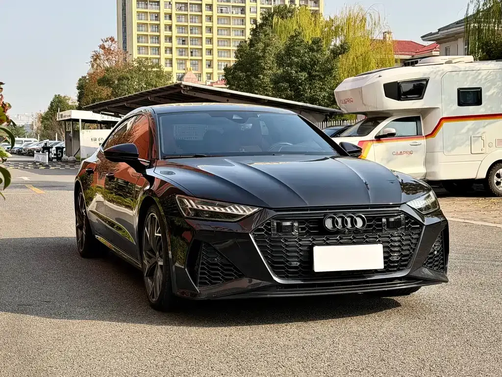 Audi A7L — фото 10
