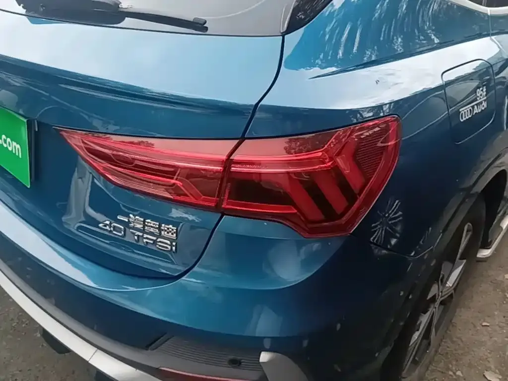 Audi Q3 Sportback — фото 3