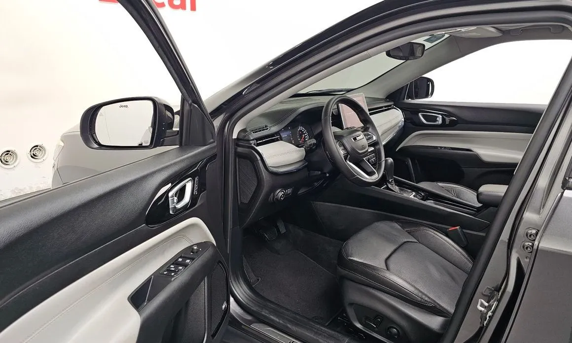 Jeep Compass 2022 из KR, фото 10