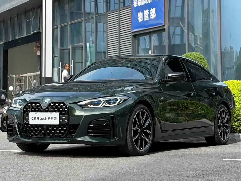 BMW 4 Series — фото 1