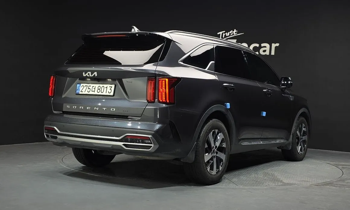 Kia Sorento — фото 6