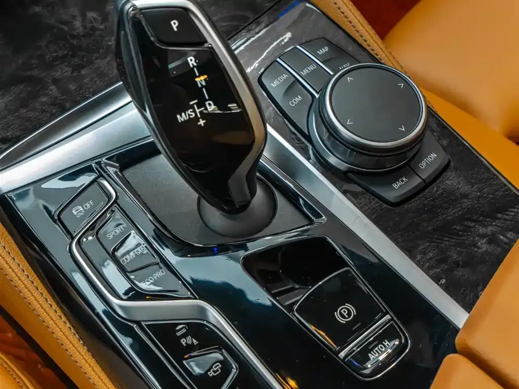 BMW 6 Series GT — фото 9