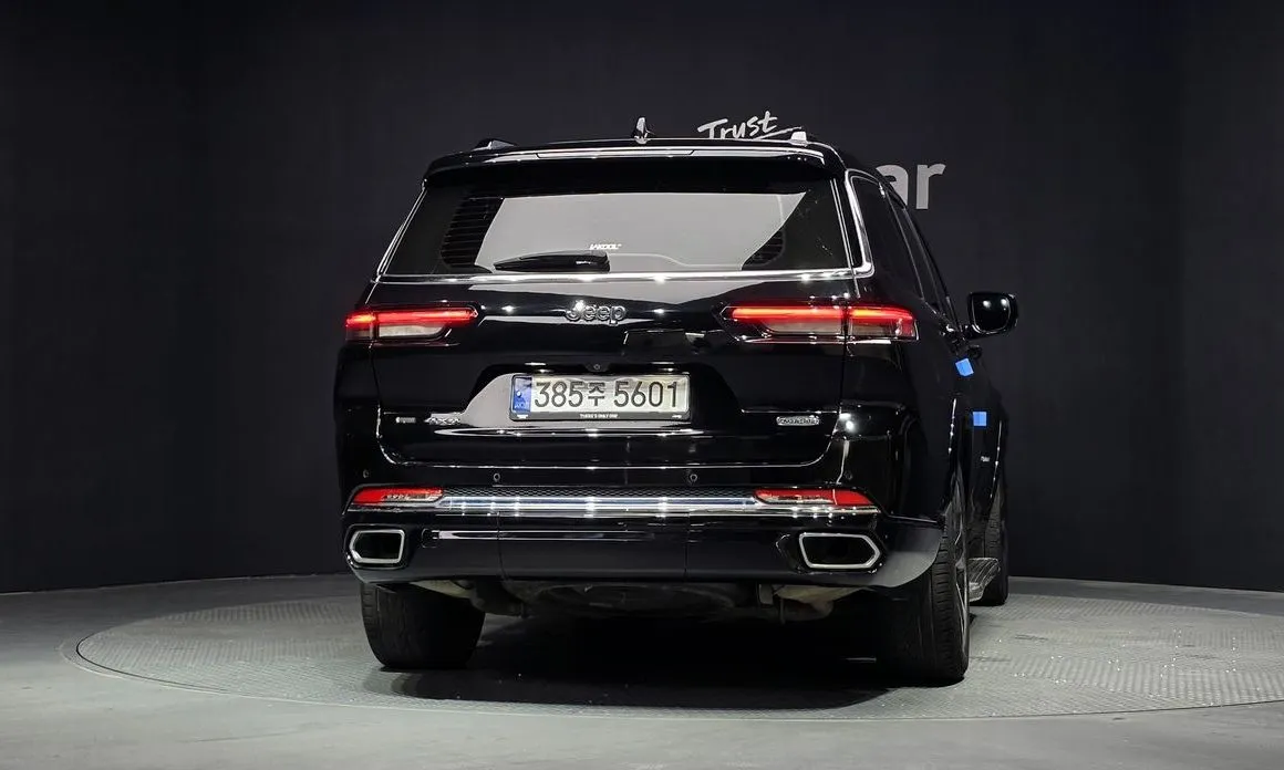 Jeep Cherokee — фото 5