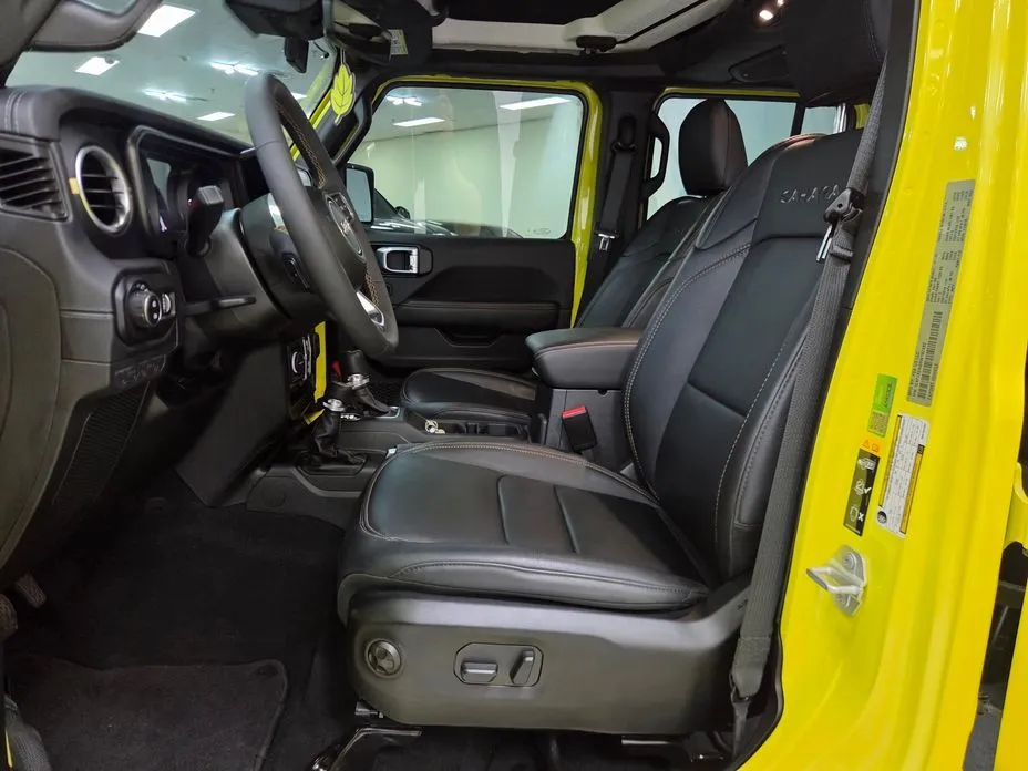 Jeep Wrangler — фото 2