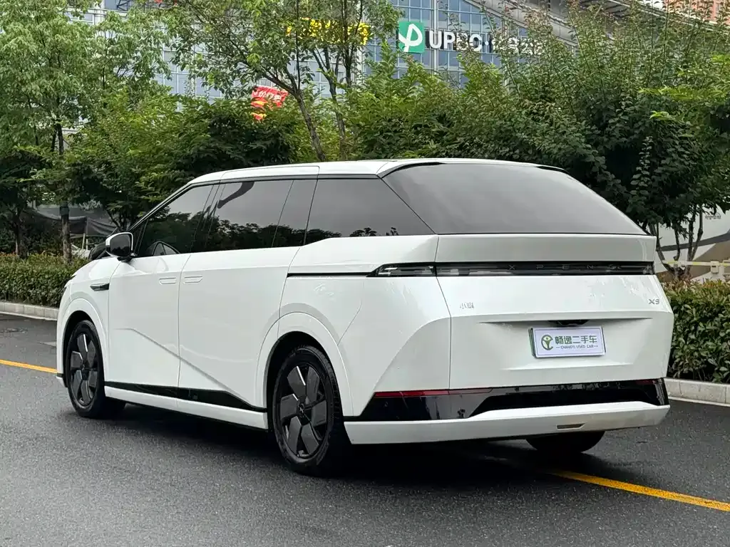 XPeng X9 2024 из CN, фото 8