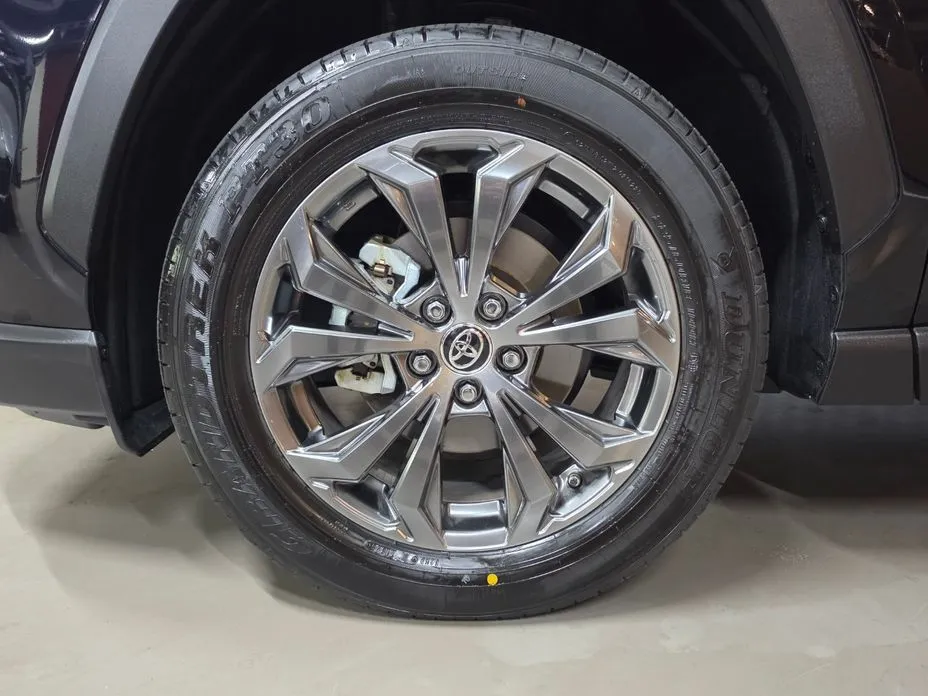 Toyota RAV4 2025 из KR, фото 6