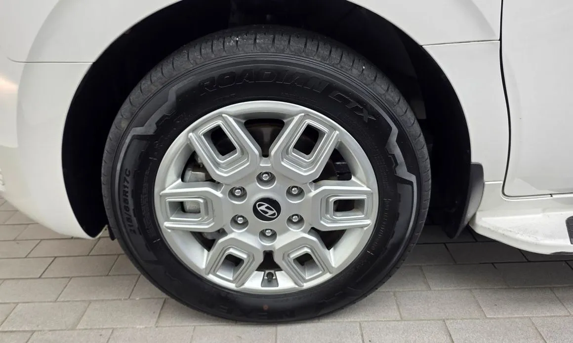 Hyundai Staria — фото 6