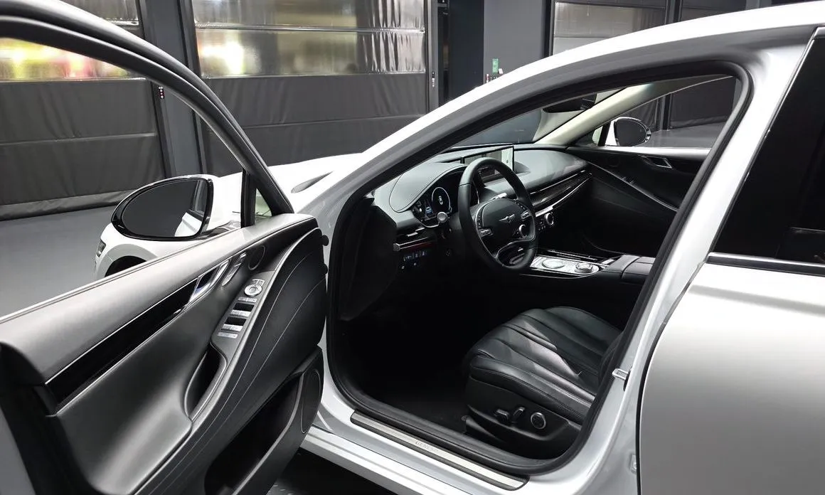 Genesis G80 — фото 10