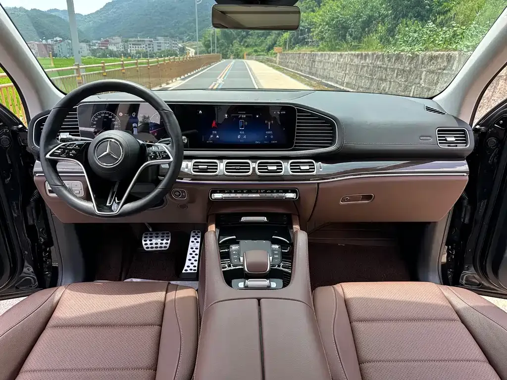 Mercedes-Benz GLE (Import) — фото 9